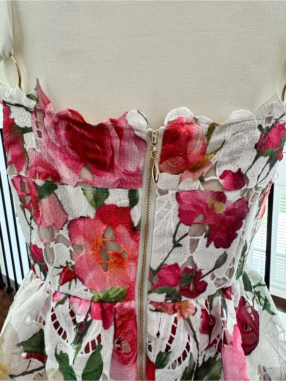 Elliatt Roselle Frill White Floral Midi Dress - Picture 6 of 13